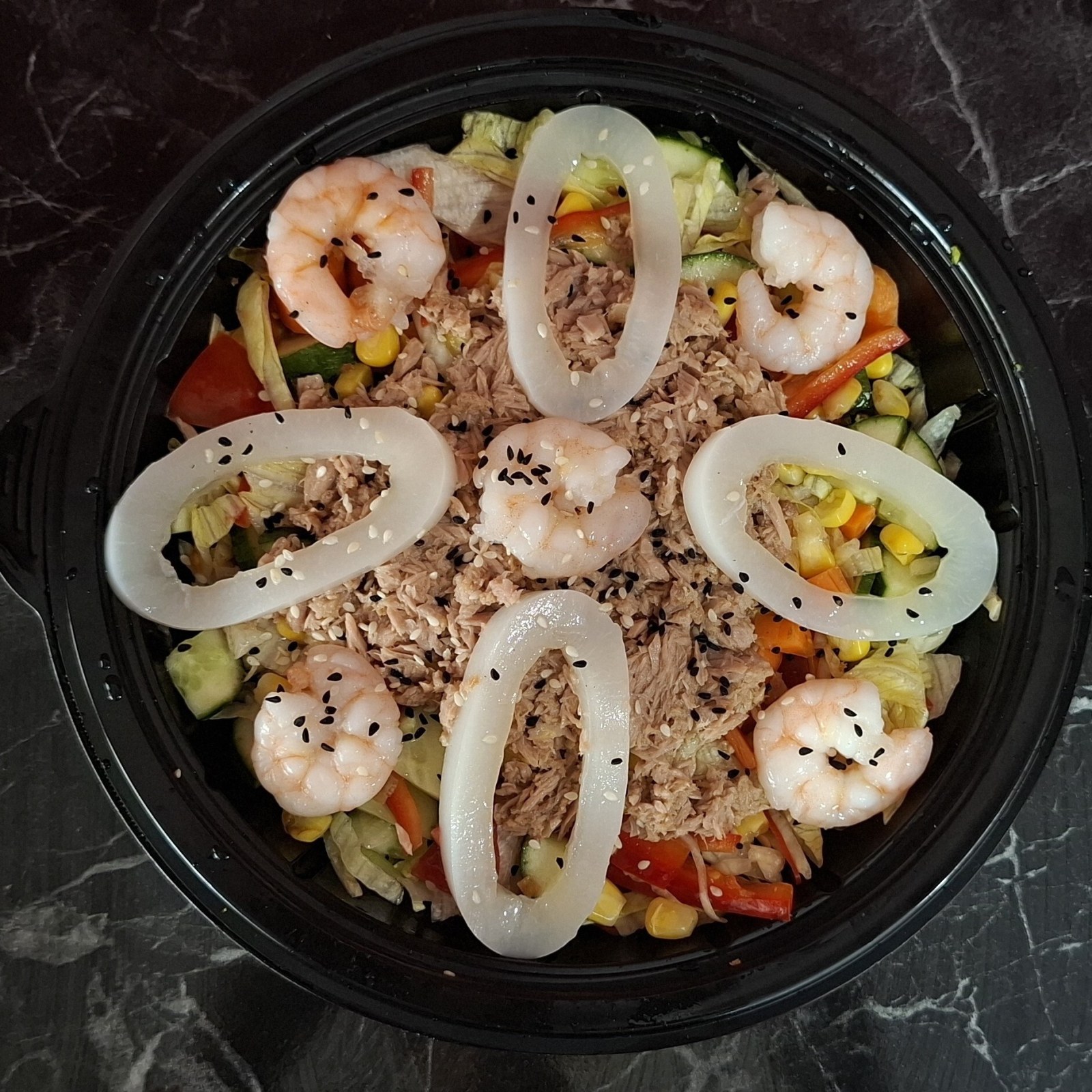 Deniz Mahsullü Salata