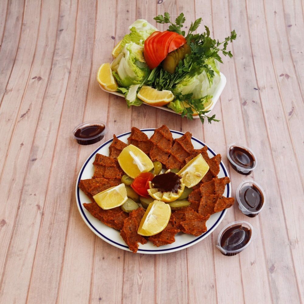 Çiğ Köfte (250 gr.)+Coca Cola Menü