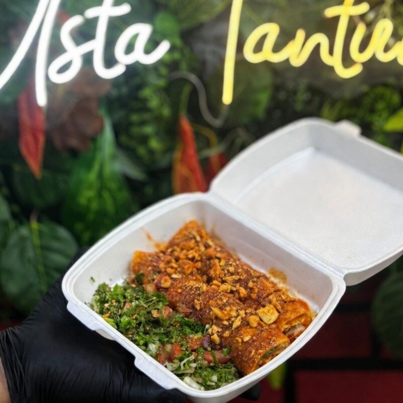 Spesiyal Soslu sushi Tavuk Tantuni