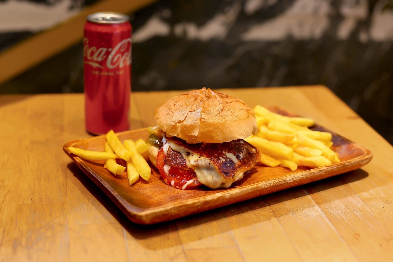Cheeseburger Menü