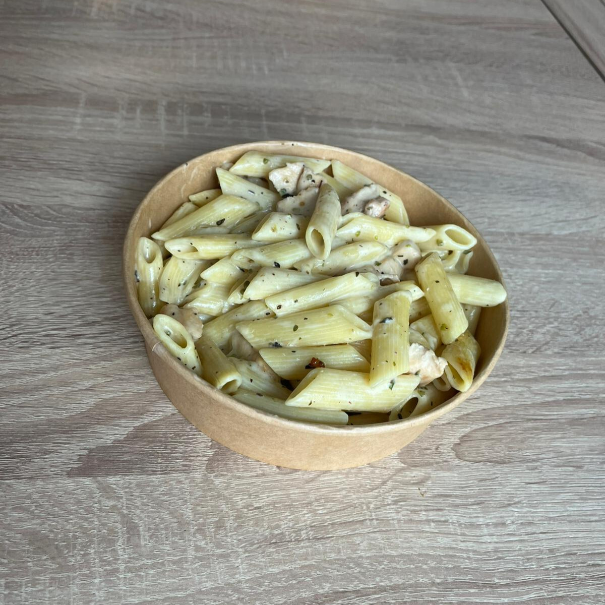 Mısırlı Kekik Bademli Tavuklu Penne