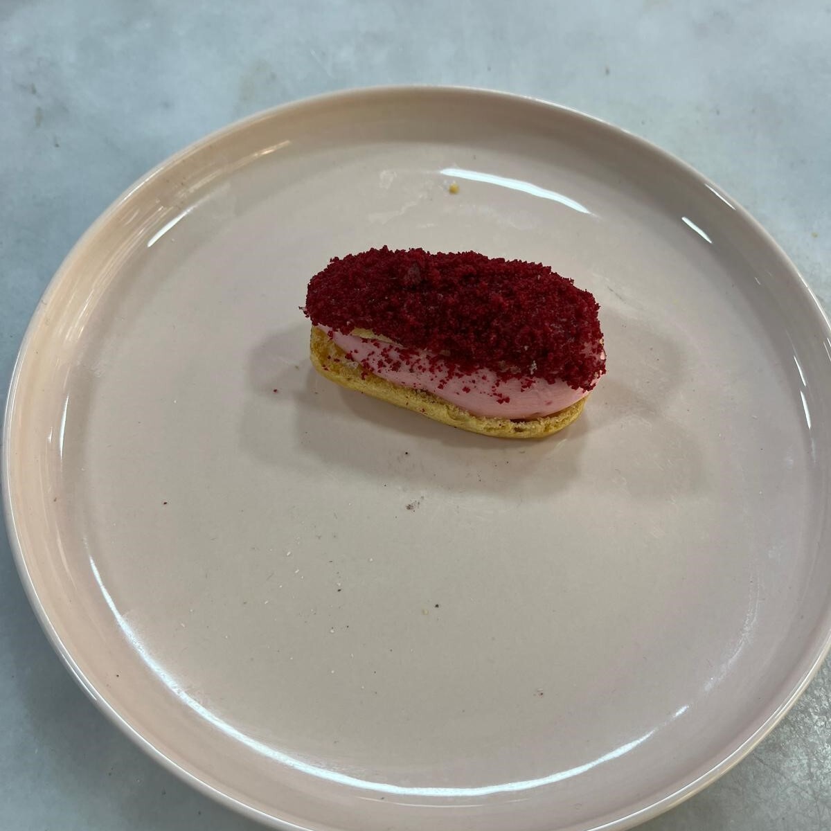 Red Velvet - Frambuazlı Ekler