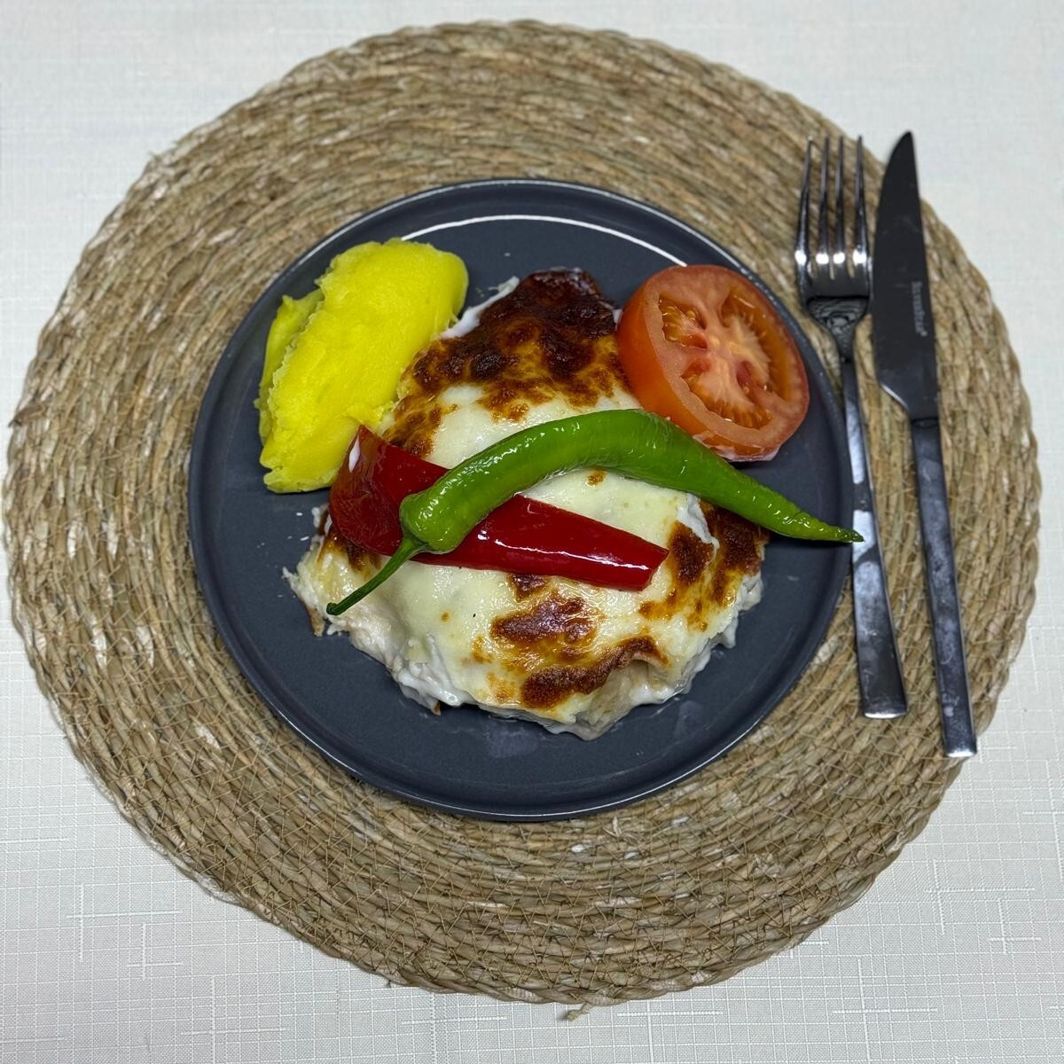 Tavuklu Bohça Kebabı