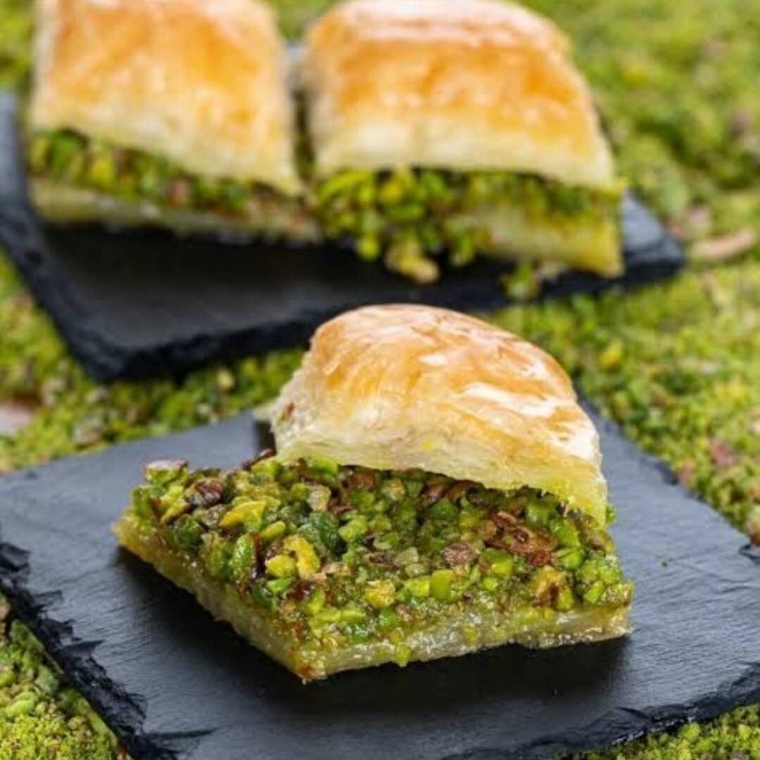 Antep Fıstıklı Baklava Porsiyon (4 adet)