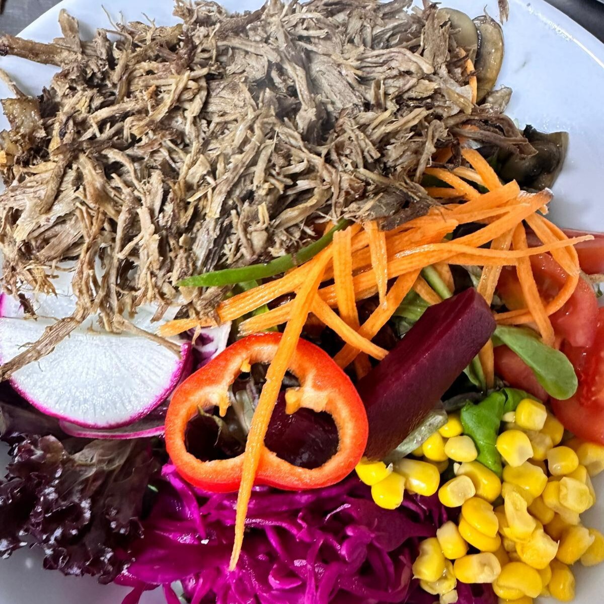 Asado Etli Salata