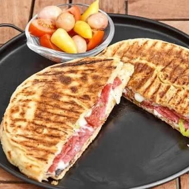 Bazlama Tost