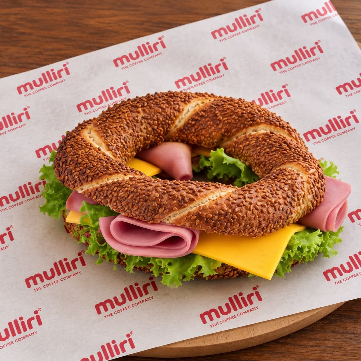Hindi Fümeli Peynirli Simit Sandviç