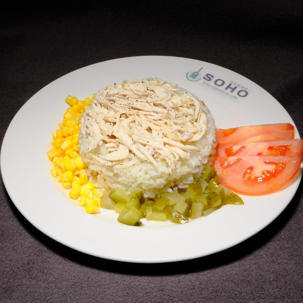 Soho Pilav (Tavuksuz)+Salatası + Ayran 170 ml +popcorn Hediyeli