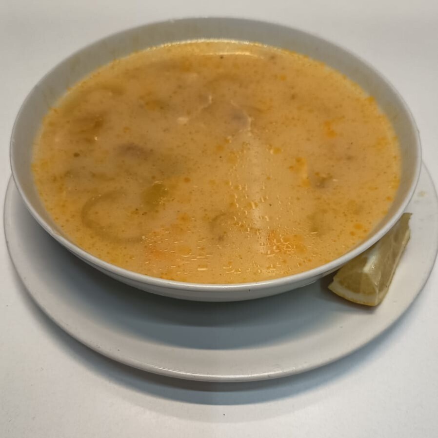 Tavuk Suyu Çorbası
