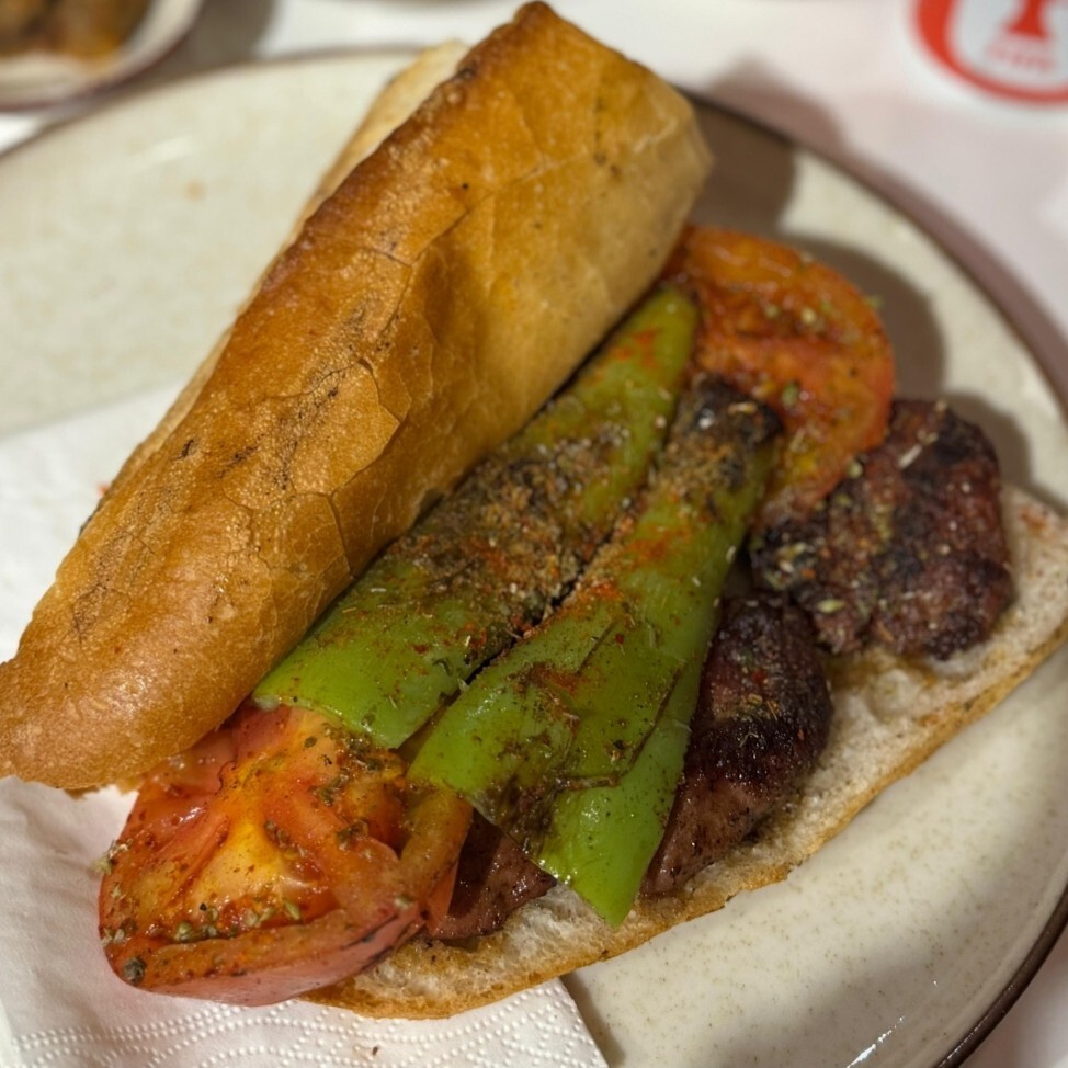 Köfte (Yarım Ekmek)