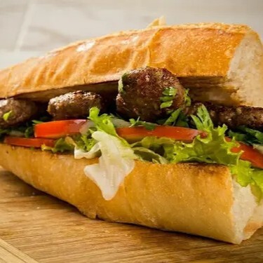 Ekmek Arası Izgara Köfte