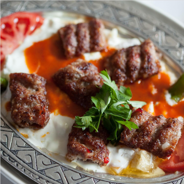Yoğurtlu Kebap