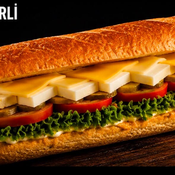 Üç Peynirli Sando