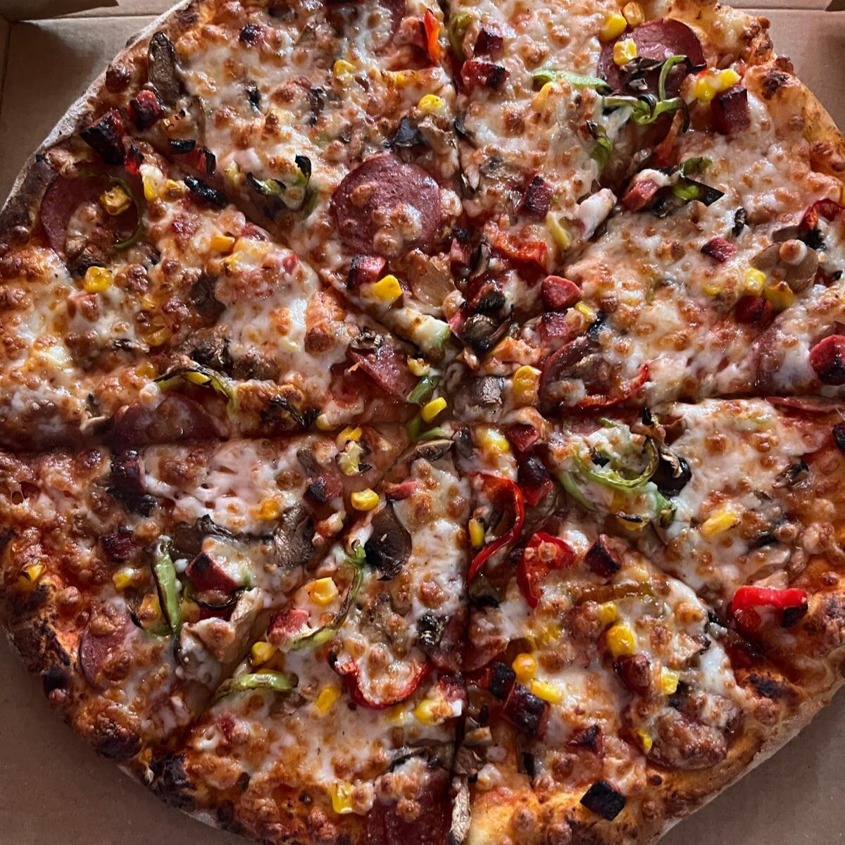 Bol Malzemeli Pizza(Küçük Boy)