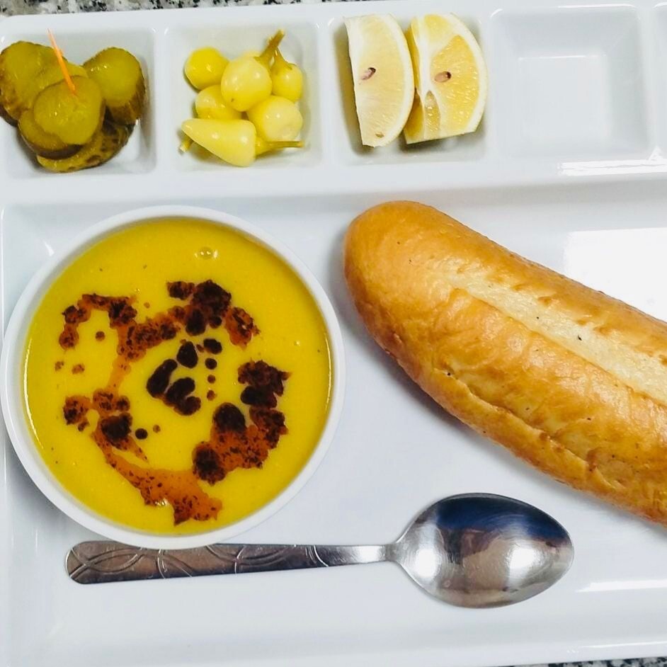 Mercimek Çorbası + Turşu+Ekmek
