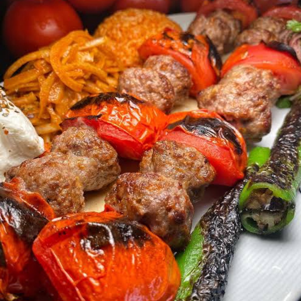 Domatesli Kebap