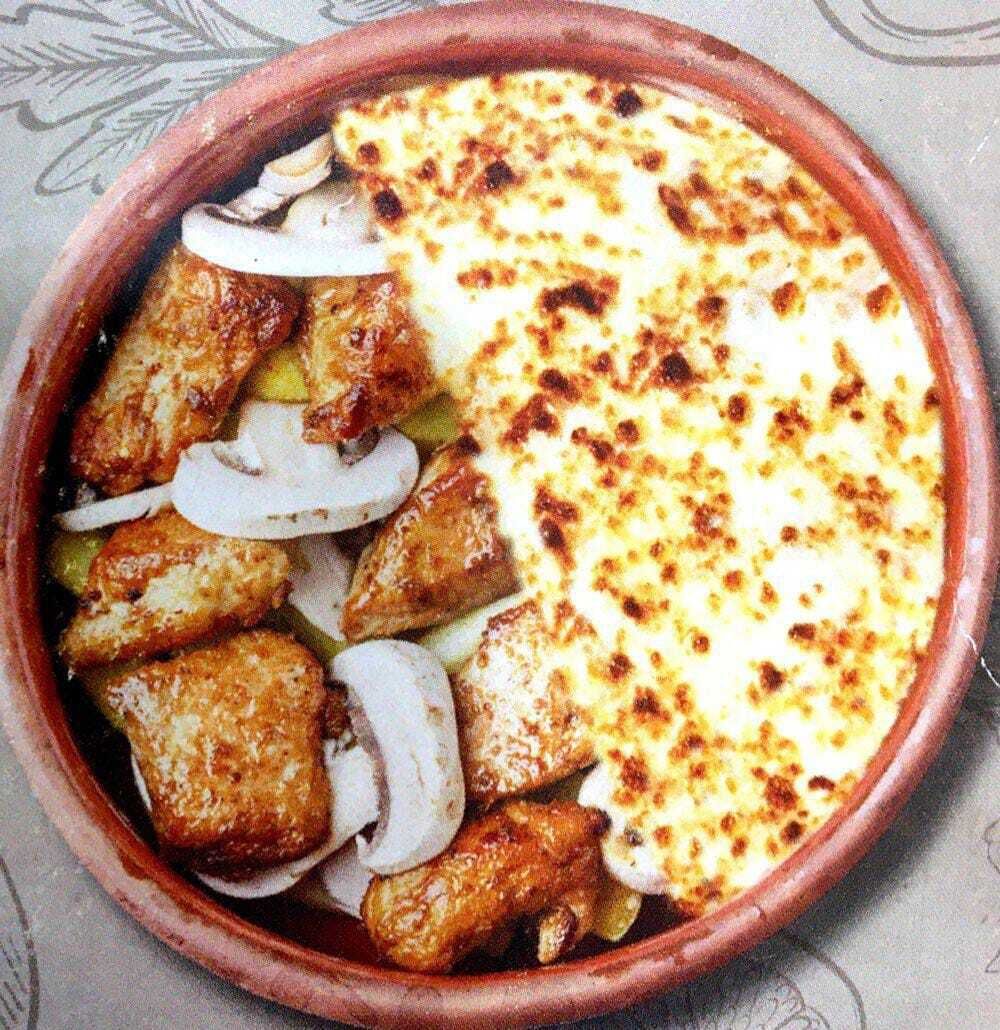 Başamel Soslu Şiş Güveç