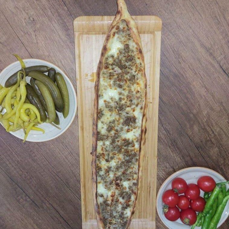3'Lü Kıymalı Kaşarlı Bafra Pidesi Açık Pide+Litrelik İçecek