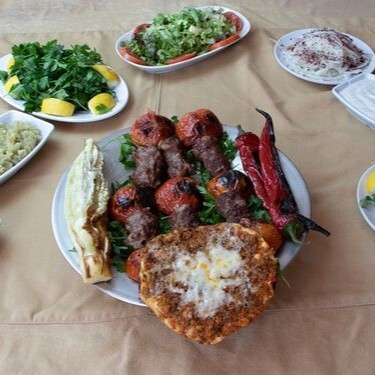 Domatesli Kebap