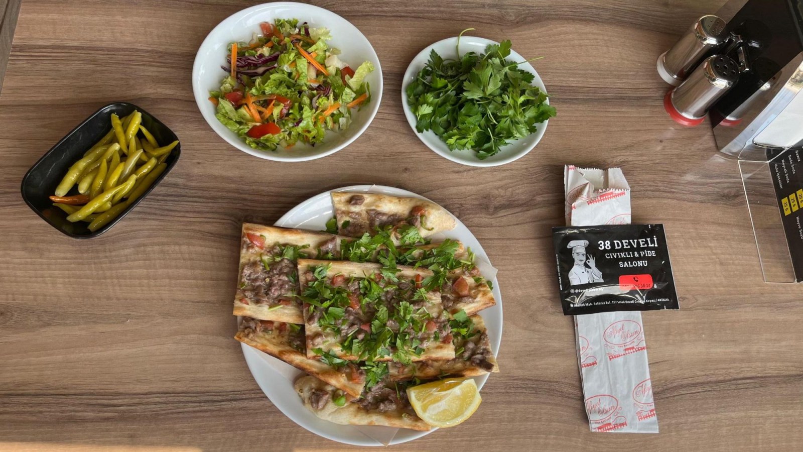 Kuşbaşılı Pide