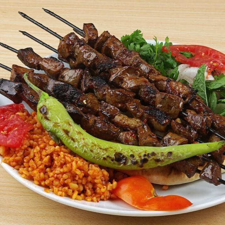 1 Porsiyon Ciğer Şiş + Kola + Bol İkram
