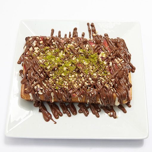 Sütlü Çikolatalı Çilekli Jumbo Waffle Menü