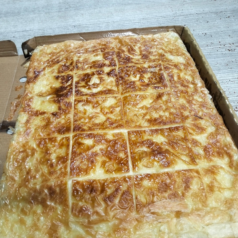 Adana kaşarlı su böreği