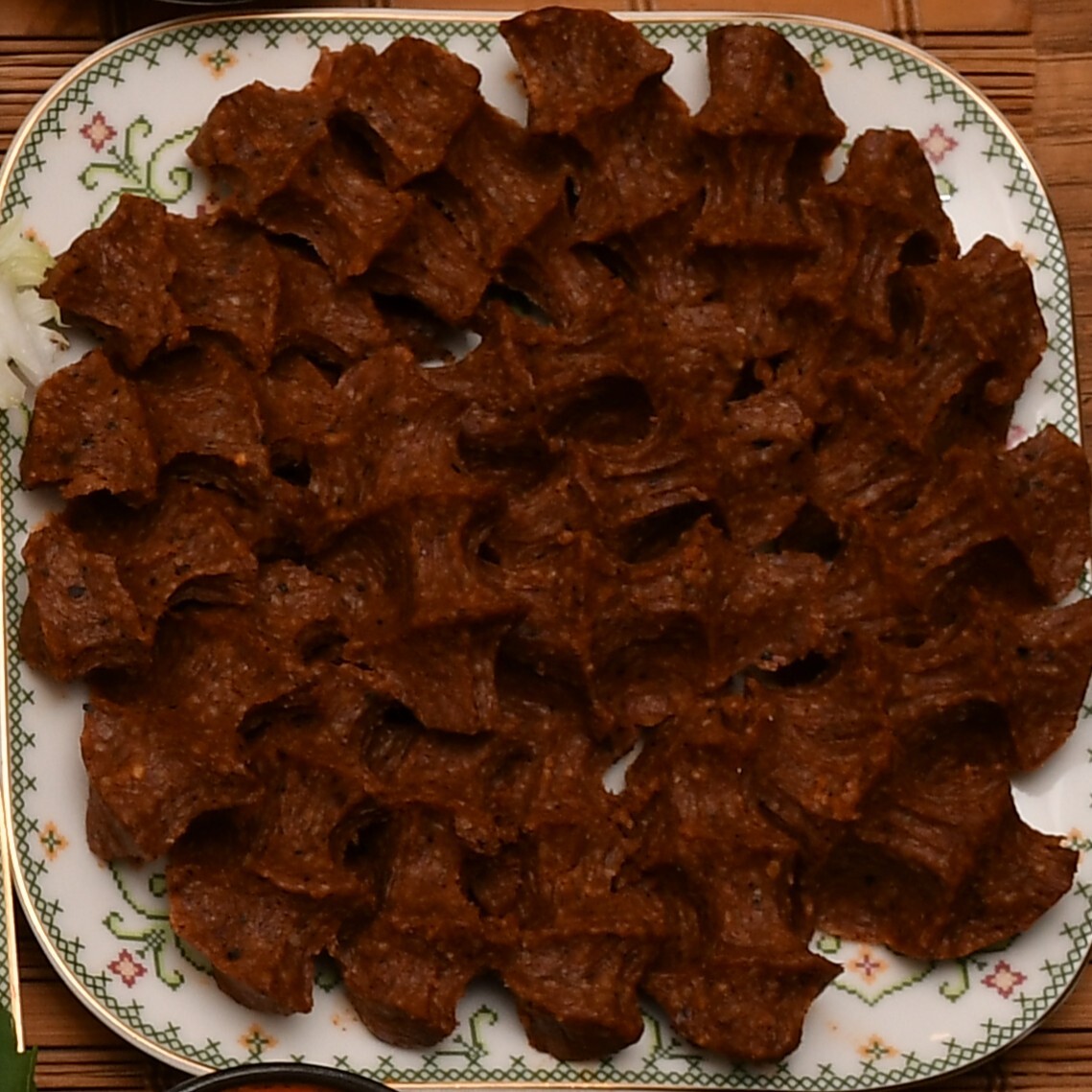 Çiğ Köfte (200 gr.) (Garnitürsüz)
