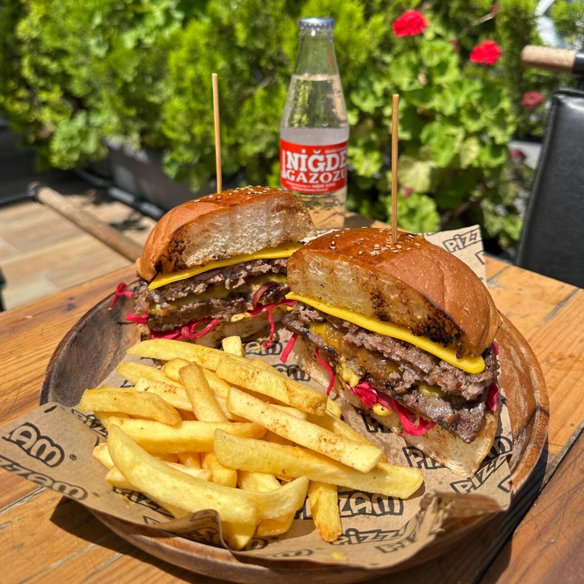 Double Burger Menü