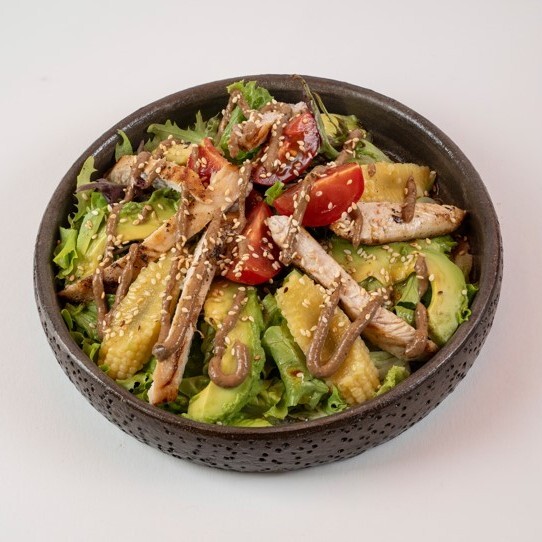 Izgara Tavuklu Salata