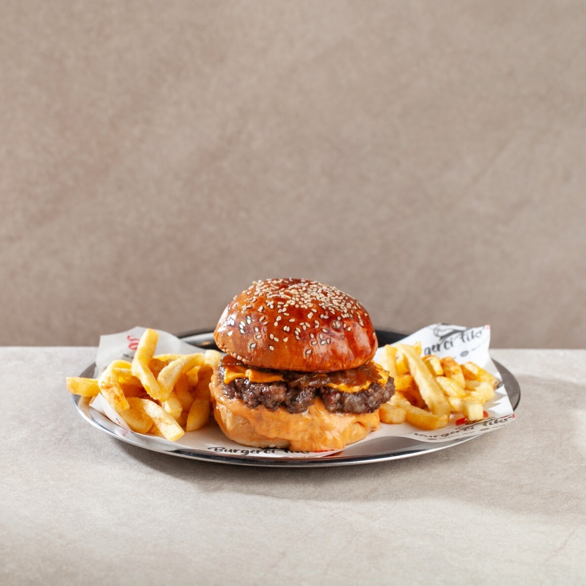 Acılı Burger (100 gr)