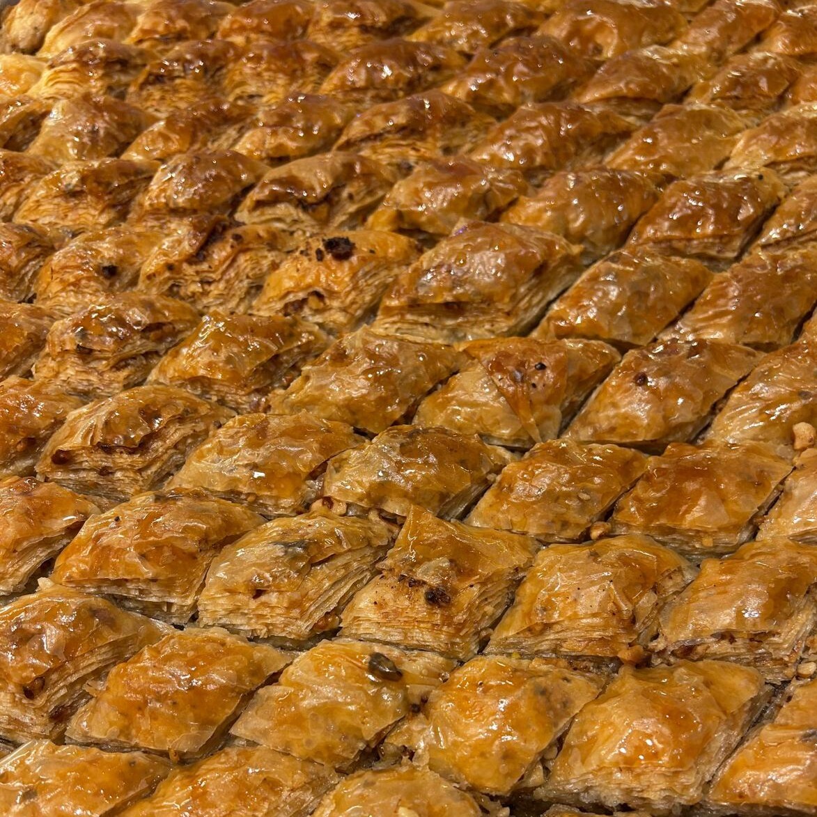 Cevizli Ev Baklavası (1 kg.)