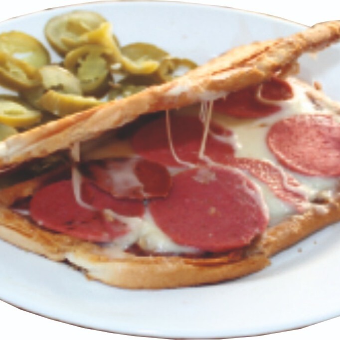 Salamlı Kaşarlı Tost