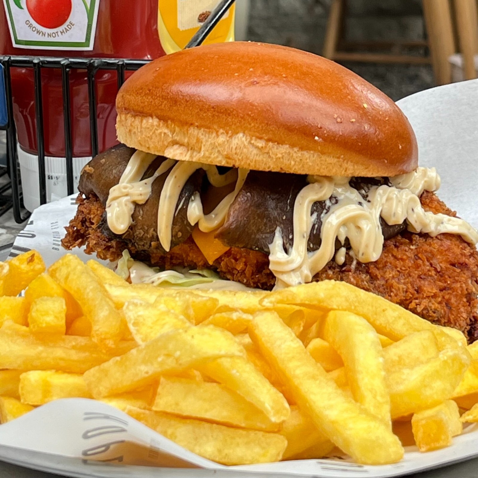 Trüf Mushroom Chicken Burger