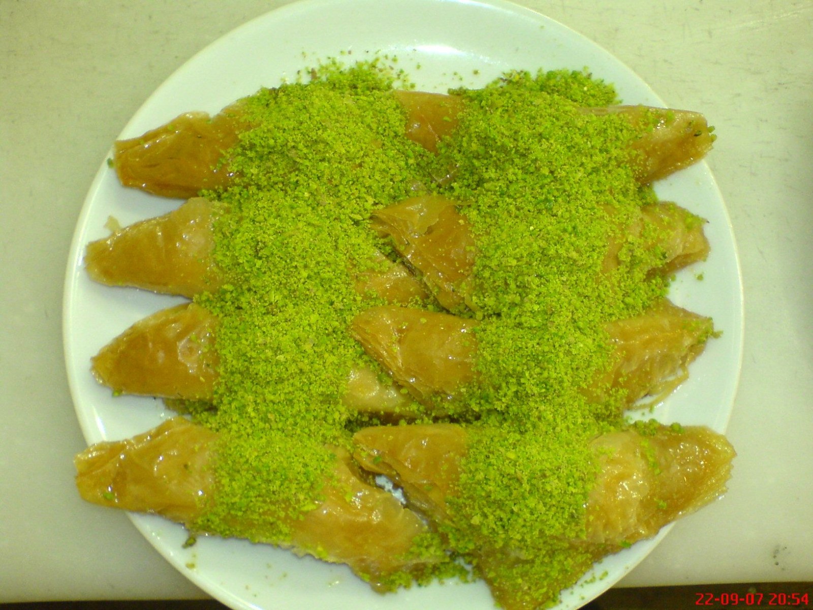 Fıstıklı Şöbiyet ( 1 kg.)