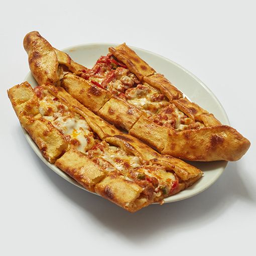 Kuşbaşılı Kaşarlı Pide