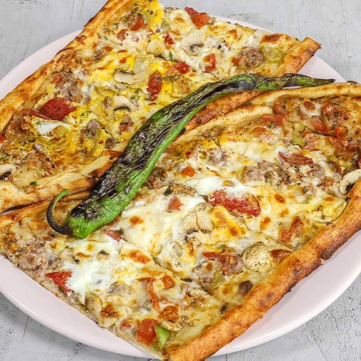 Mantarlı Kaşarlı Pide
