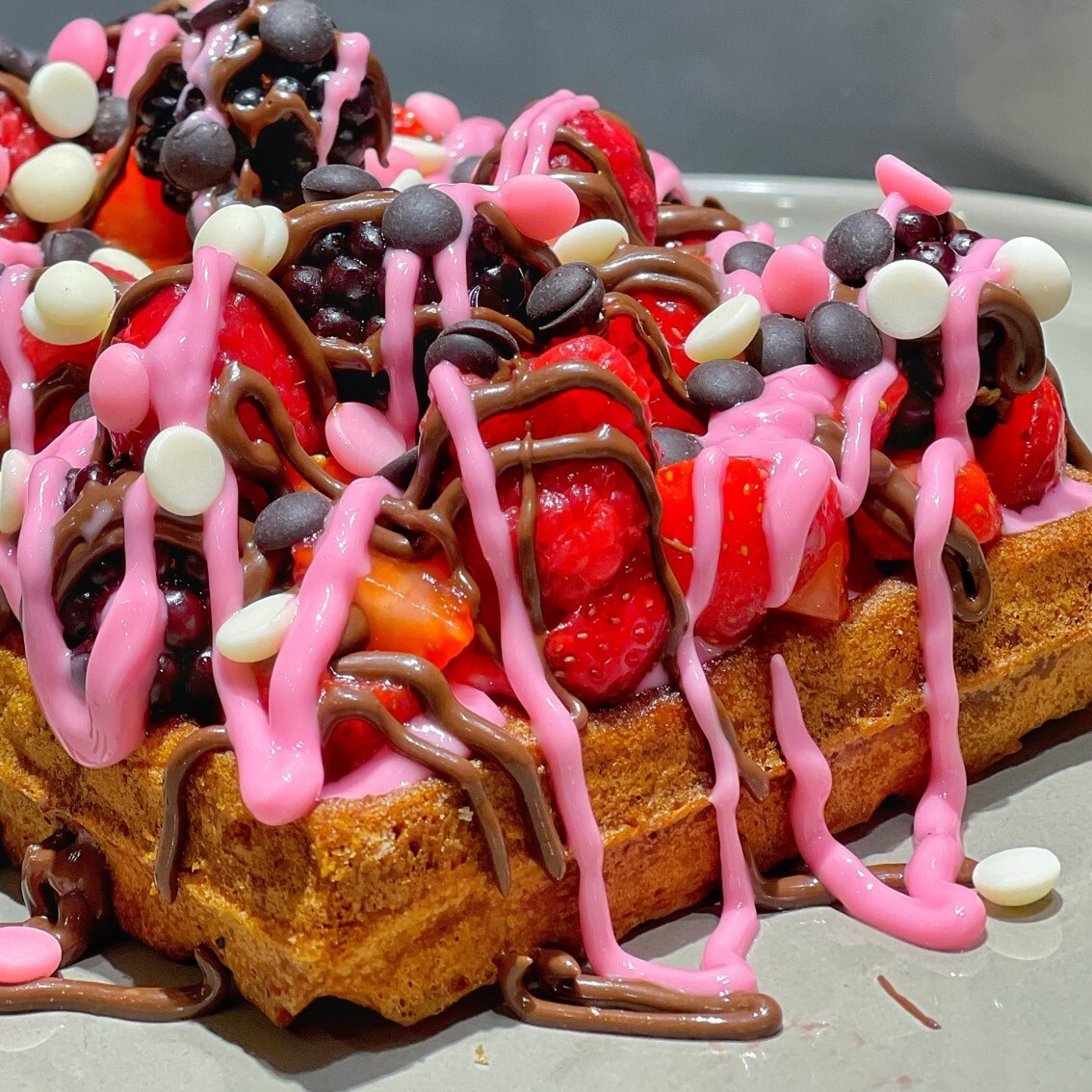 Tatlımm Waffle Kırmızı + Coca-Cola (33 cl.)