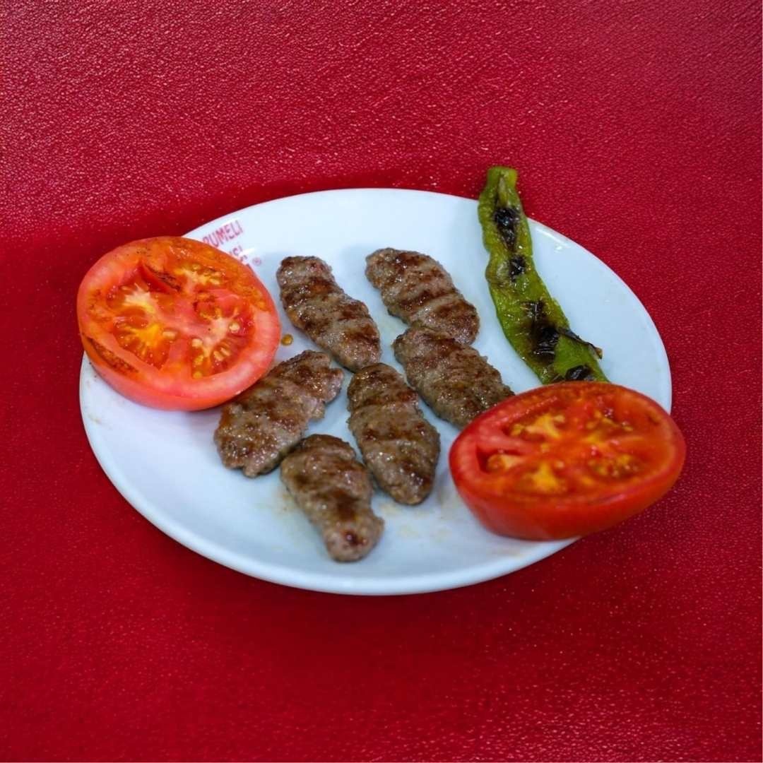 Sade Köfte (120 gr)