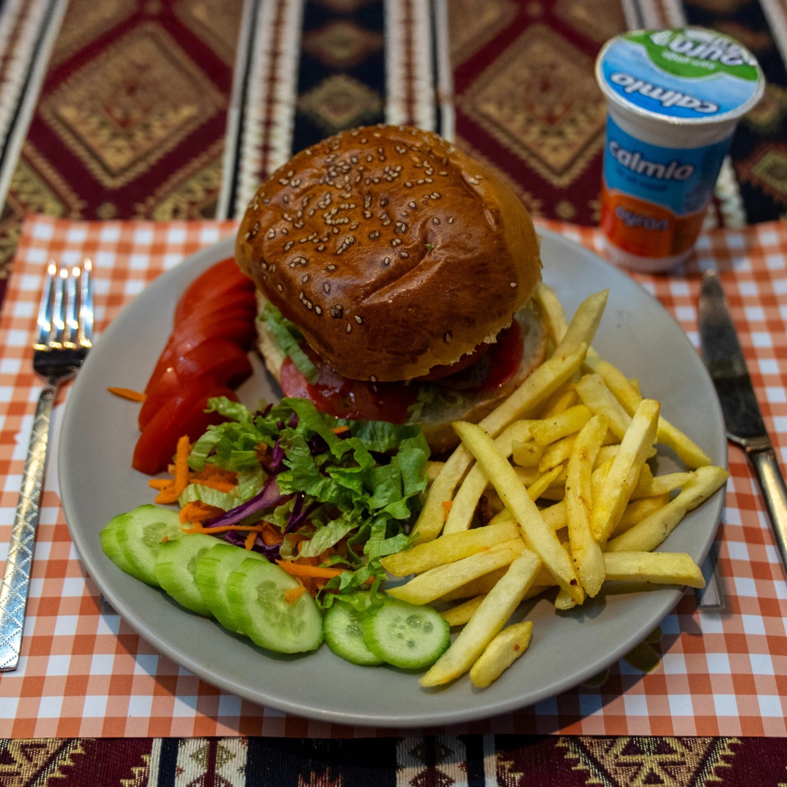 Duble Hamburger +coca cola