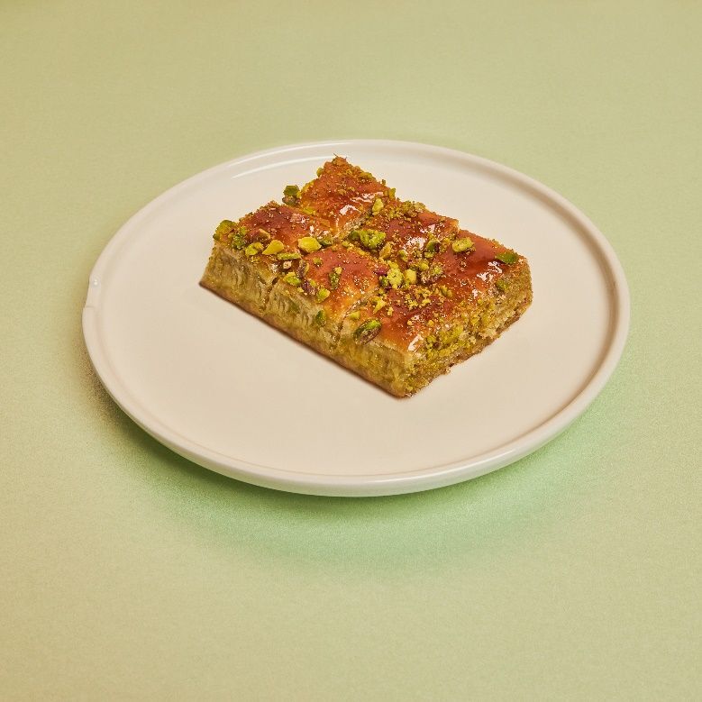 Fıstıklı Özel Baklava (1 kg)