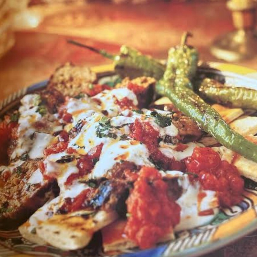 Yoğurtlu Kebap Special Sofram Kebabı Lux Kebap Yoğurtlu Kebap Sofram Özel