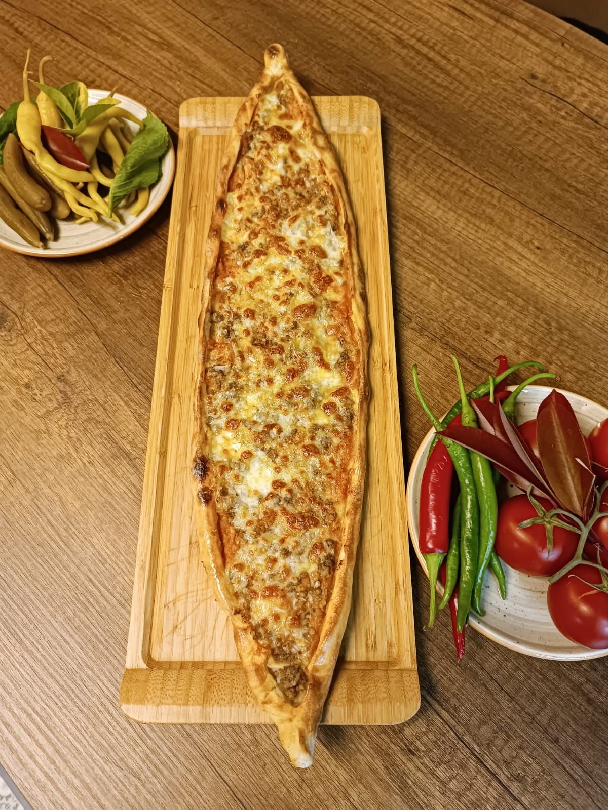 Patatesli Kıymalı Kaşarlı Pide (Açık)