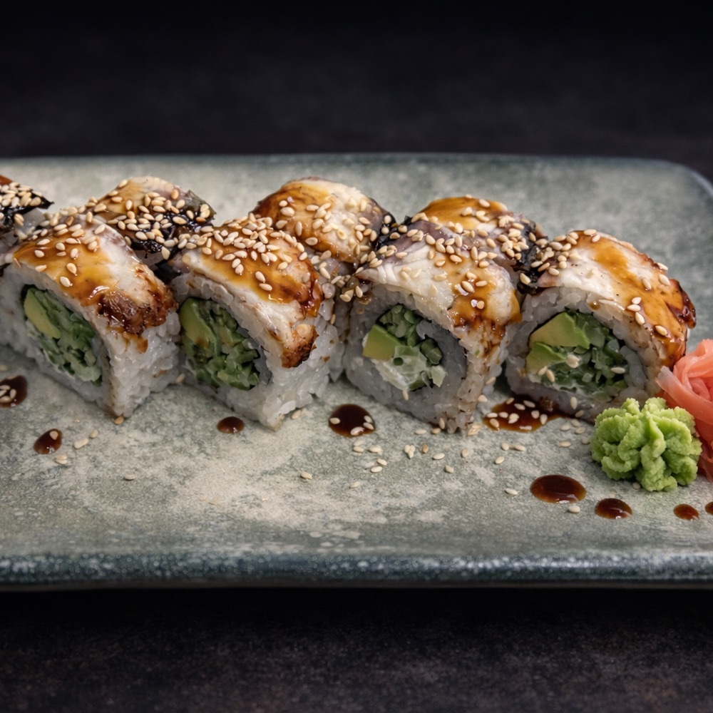 Dragon Roll (8 Parça)