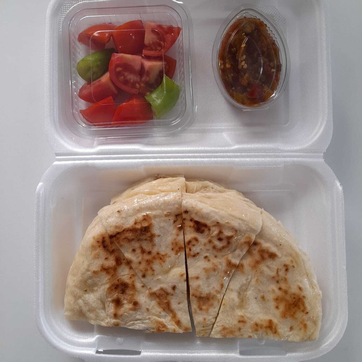 Kaşarlı Sucuklu Bazlama