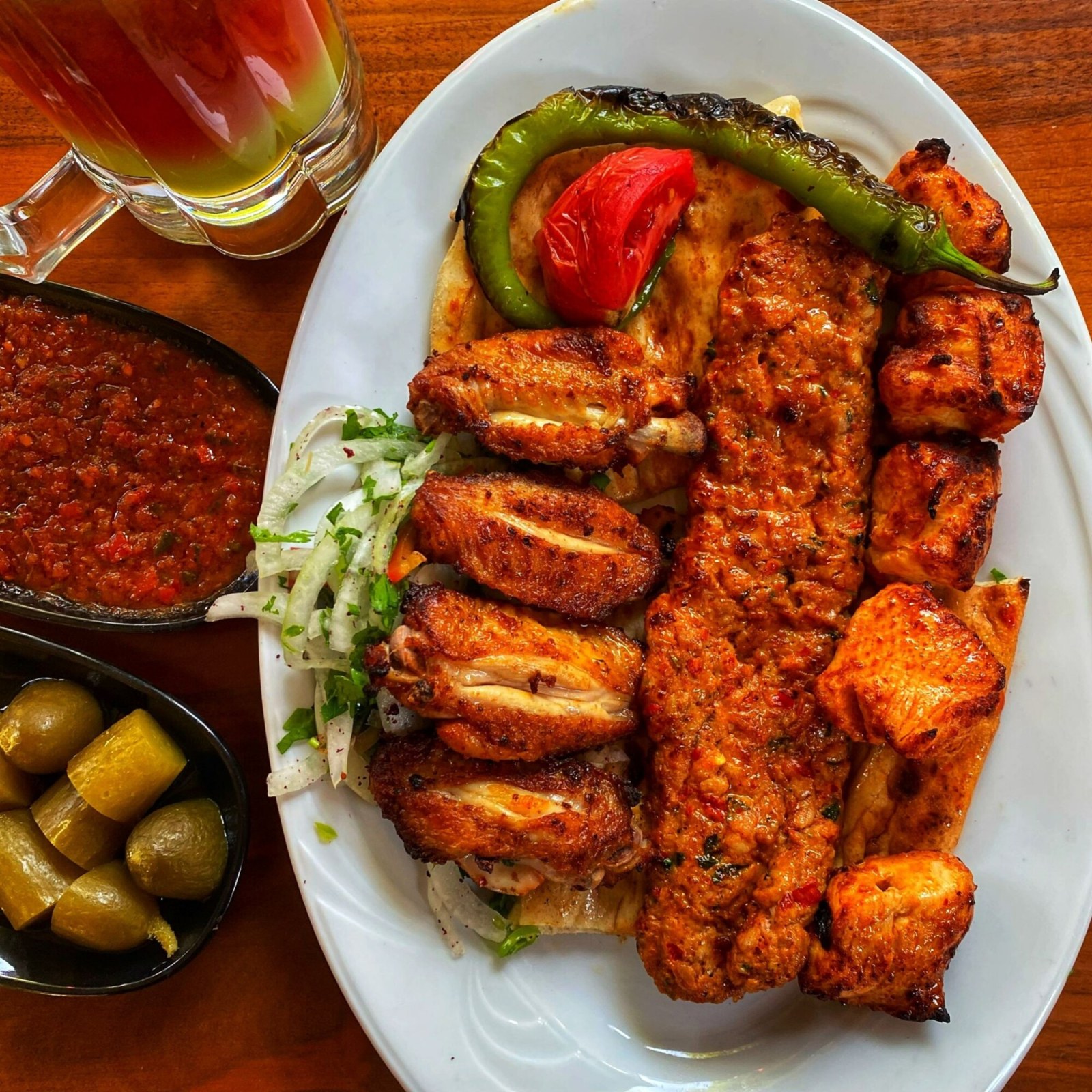 2 Şiş Köfte+Kanat+Tavuk Şiş Karışık