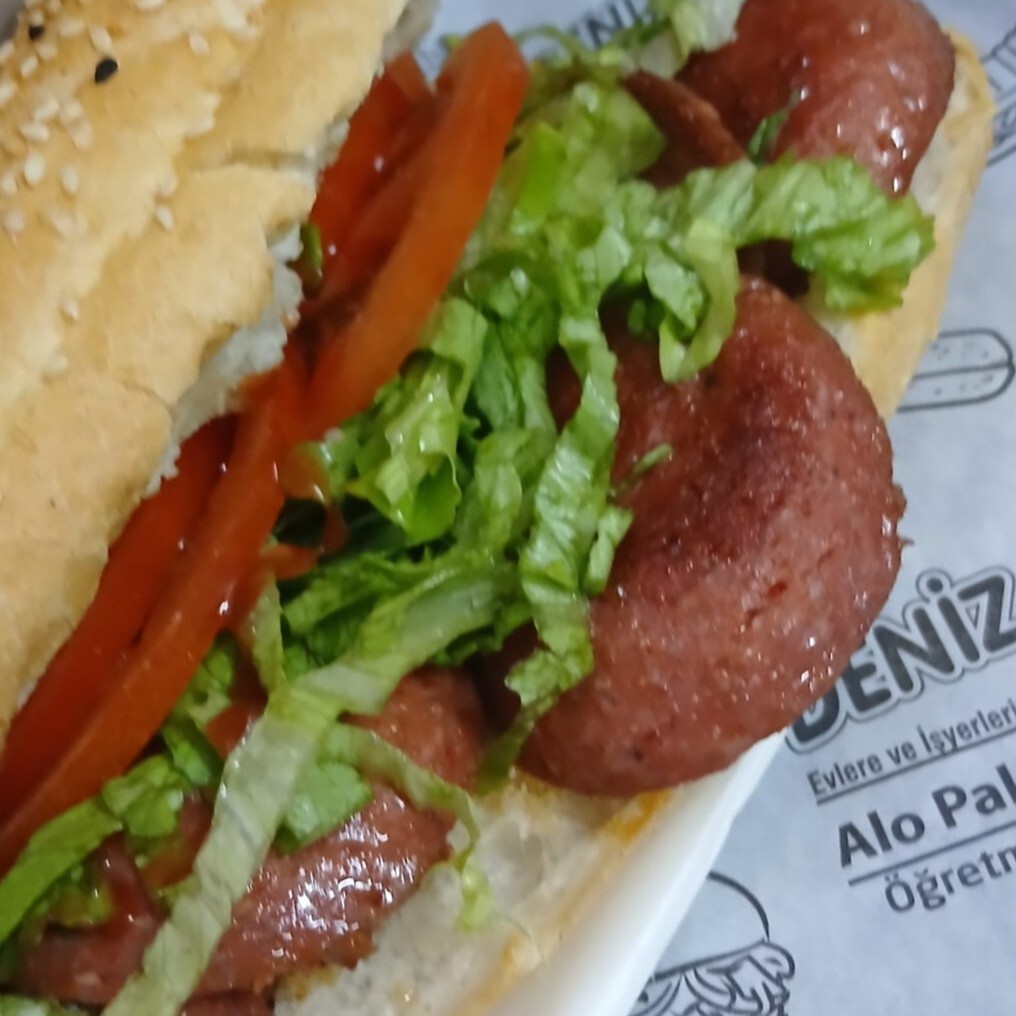 Yarım Ekmek Arası Izgara Sucuk