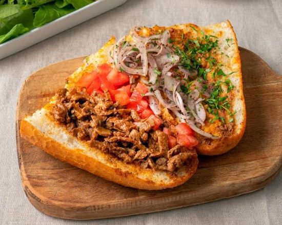 Somun Ekmek Arası Et tantuni