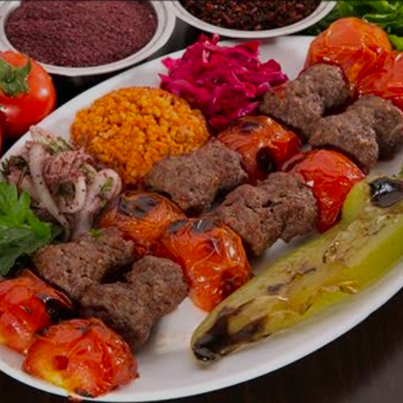 Domatesli kebap