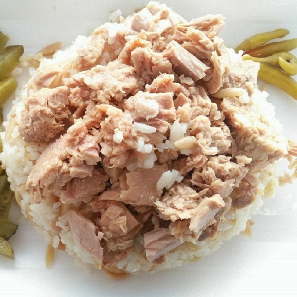 Ton Balıklı Mısırlı Pilav